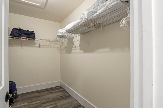 Building Photo - 843 Grand Harbour E
