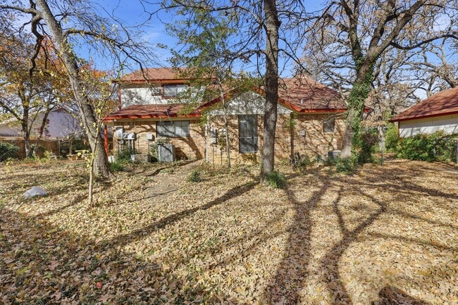 Building Photo - Great in Grapevine