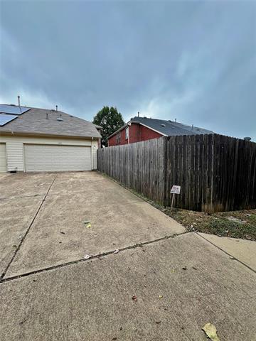 Building Photo - 5453 Prairie Ln