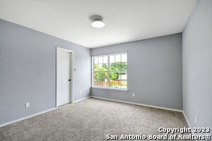 Building Photo - 8807 Shadow Wood Ln