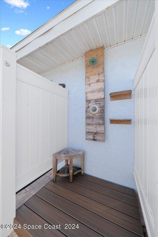 Building Photo - 219 Fifth Ave