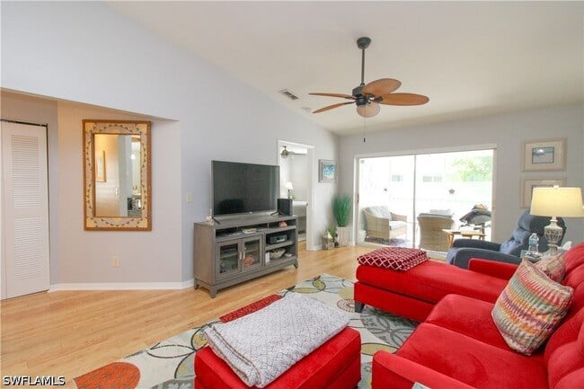 Building Photo - 28280 Pine Haven Way