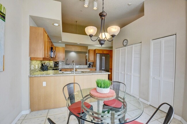 Building Photo - 2464 NW 59th St