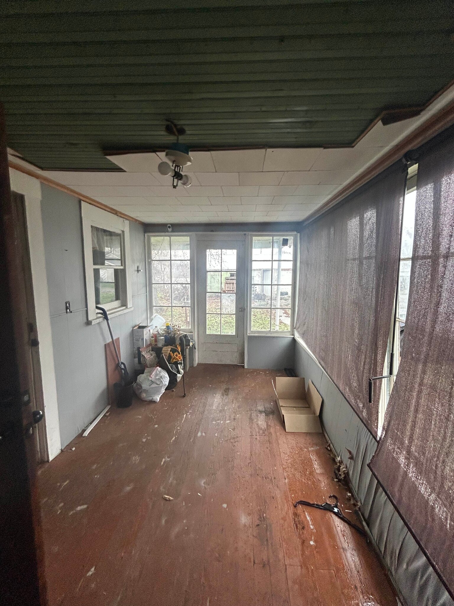 Building Photo - 404 S Thomas St