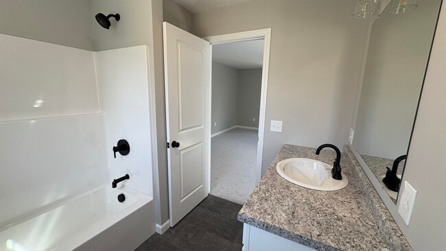 Building Photo - 13 Prospect St