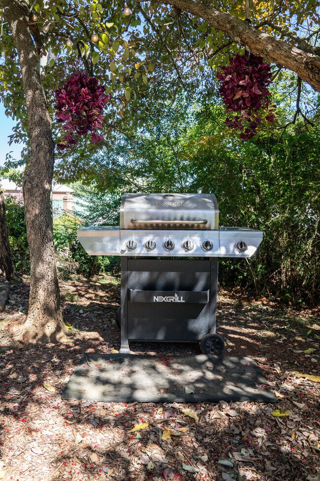 Building Photo - 487 Kentucky Ave