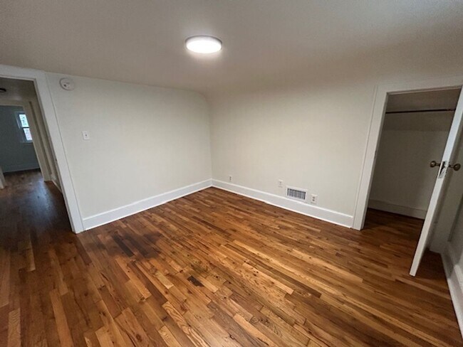Building Photo - 408 Orchard Dr