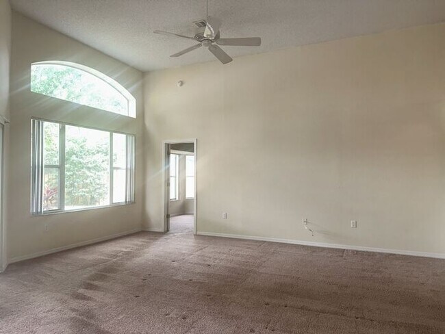 Building Photo - WEST BAY