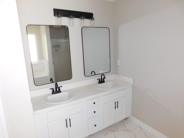 Building Photo - 1834 Stephens Pond View