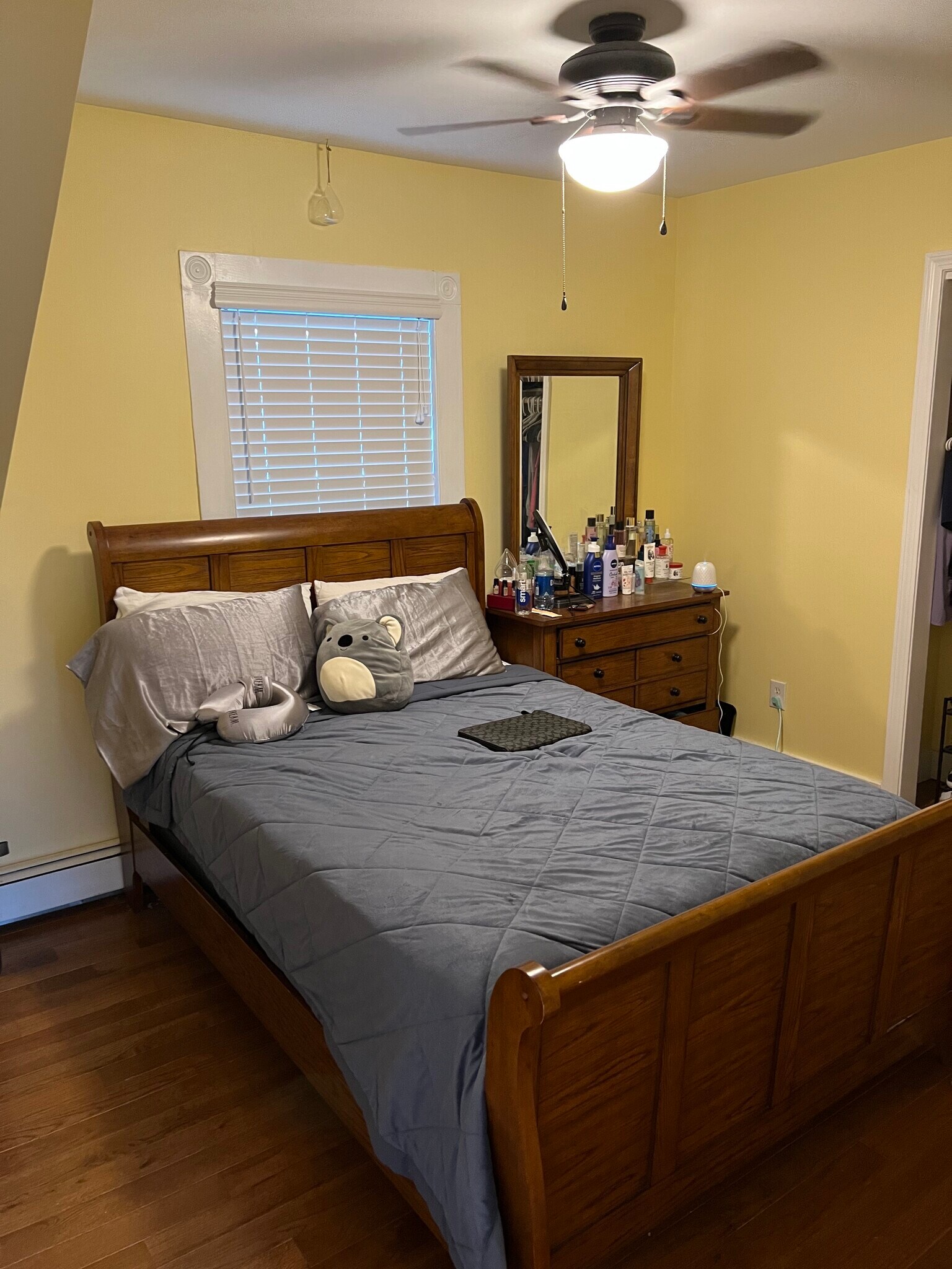 Building Photo - 329 Turner St