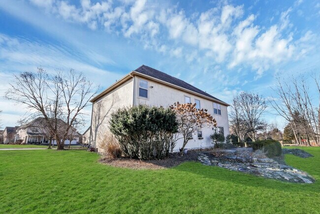 Building Photo - 8006 Caraway Ave