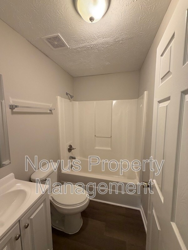 Building Photo - 191 Harvell Dr