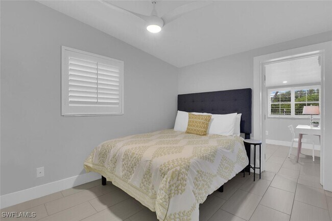 Building Photo - 2048 Harbor Ln