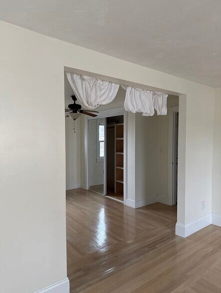 Building Photo - 14 Mink Rd