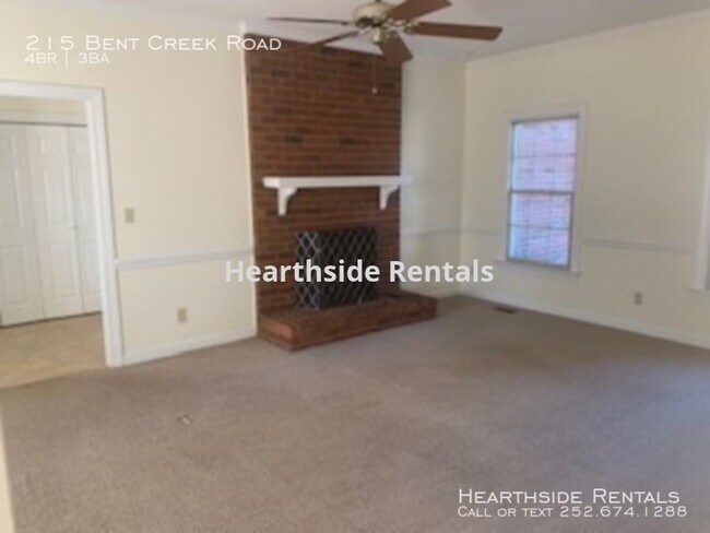 Building Photo - 215 Bent Creek Dr