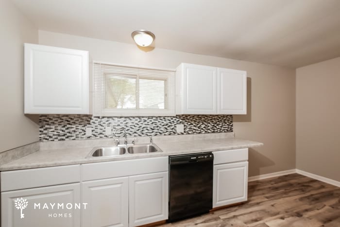 Building Photo - 5326 White River St