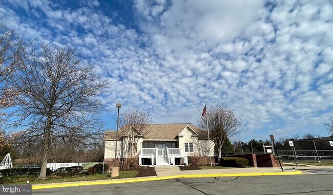 Building Photo - 6939 Mary Caroline Cir