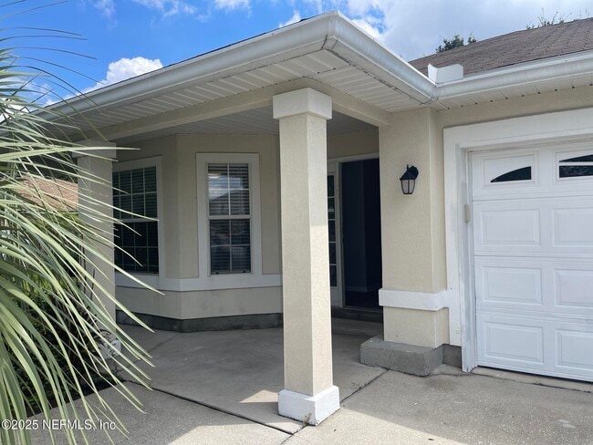 Primary Photo - 1751 Hawkins Cove Dr E