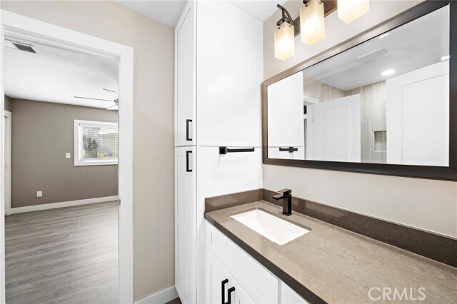 Building Photo - 22400 Canyon Club Dr