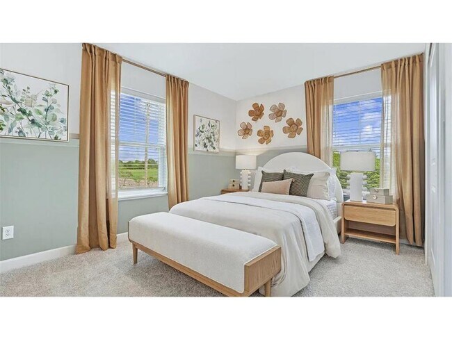 Building Photo - 2187 Tyrone Dr