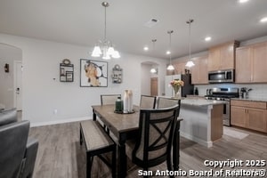 Building Photo - 724 Ft Leonard