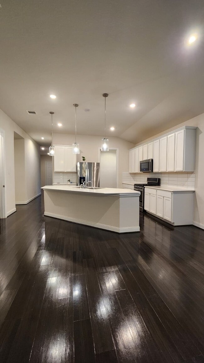 Building Photo - 19834 La Portada Dr