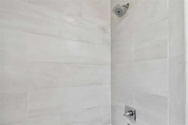 Building Photo - 340 Mehlenbacher Rd