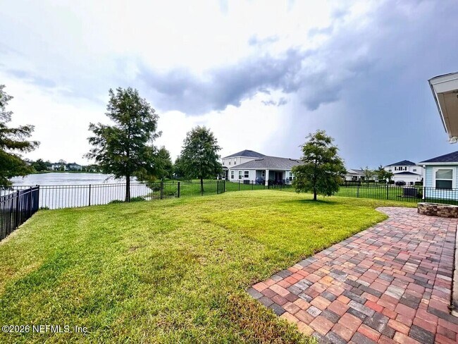 Building Photo - 102 Bluejack Ln