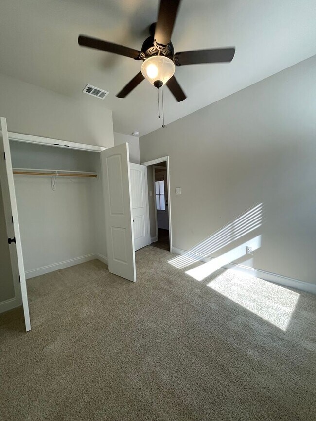 Building Photo - 23643 Blythewood Ln