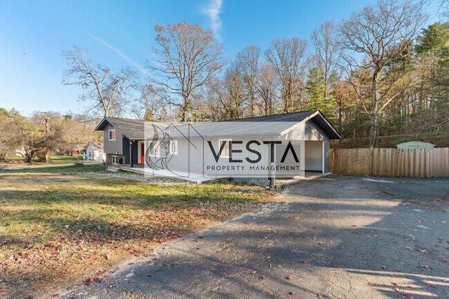 Building Photo - 23 Norman Rd