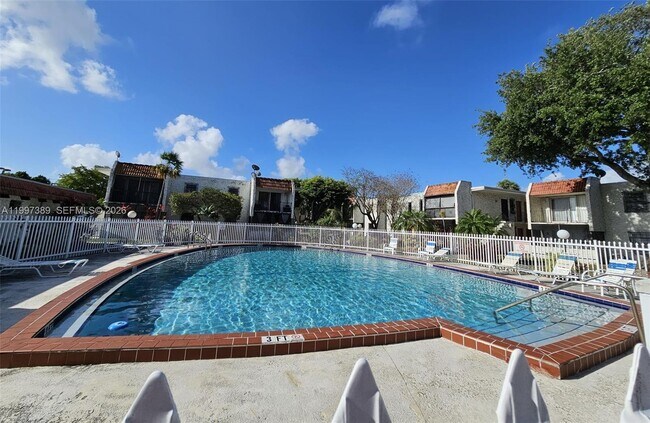 Building Photo - 8701 SW 141st St