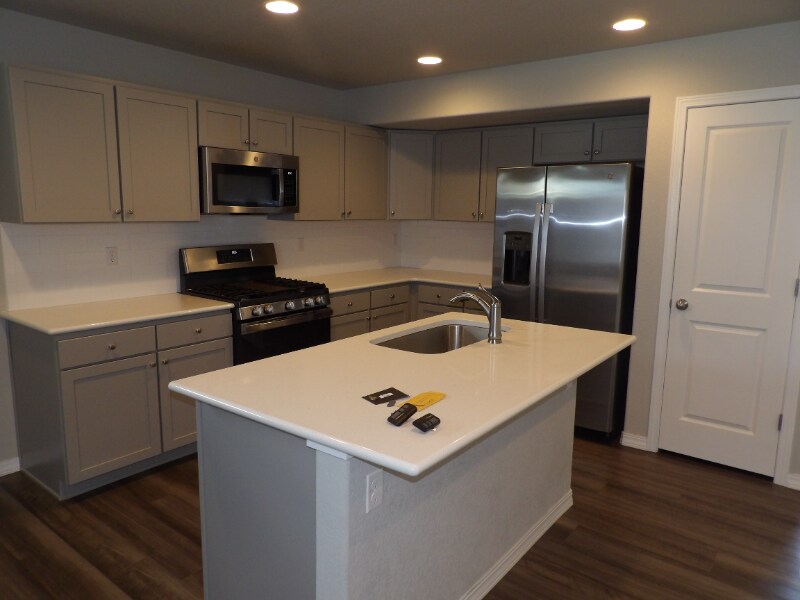 Building Photo - 11260 Feliz Wy