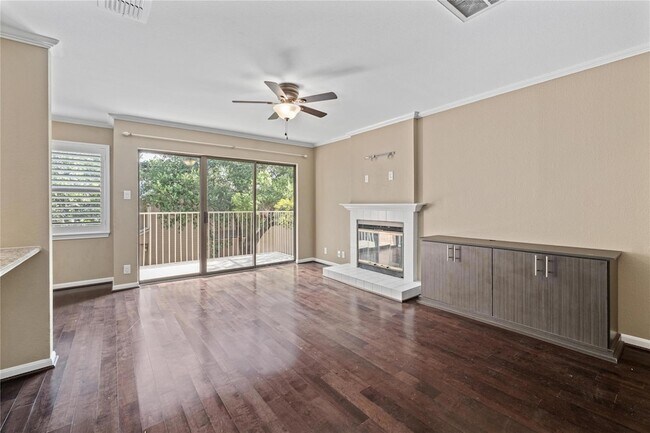 Building Photo - 3845 Ranch Rd 2222