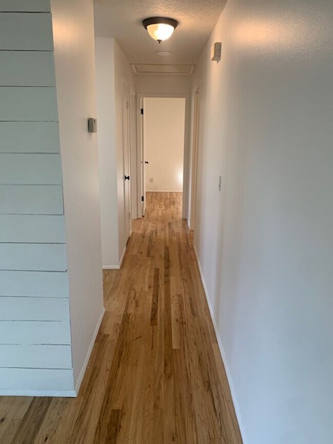 Building Photo - $2,500 Three Bedrooms, Two Baths Home with Private Back Yard, Ready To Lease!