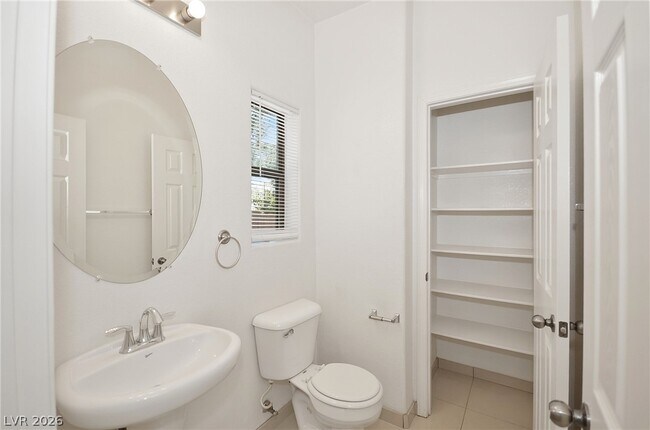Building Photo - 4218 S Sugar Dr