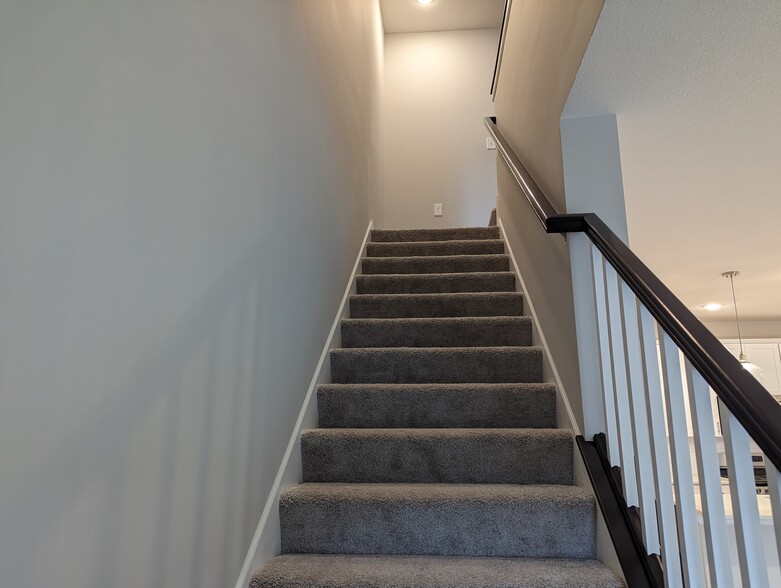 Building Photo - 14504 Twin Lakes Cir