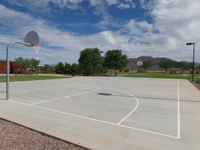 Building Photo - Gilbe Single Story 4 Bedroom