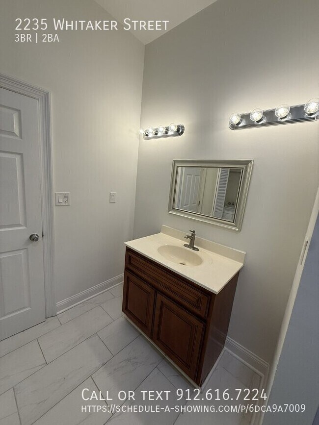 Building Photo - 2235 Whitaker St