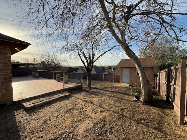 Building Photo - 1238 Shiloh Dr