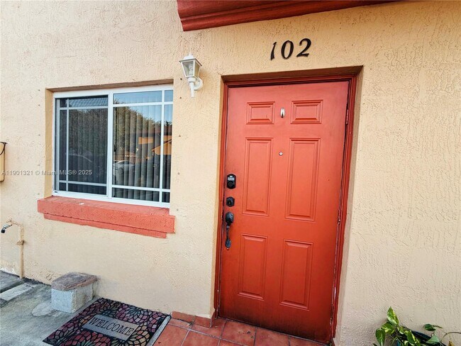 Primary Photo - 17302 NW 74th Ave