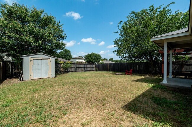 Building Photo - 408 Woodsorrel Way