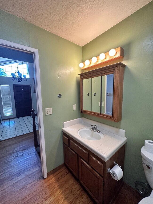 Building Photo - 2431 Rifle Range Dr