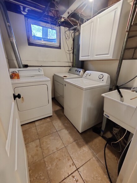 Basement laundry - 4733 France Ave S