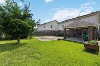 Building Photo - 14123 Autumn Ridge Trail Dr