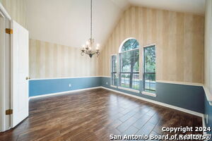 Building Photo - 1610 Adobe Square Dr