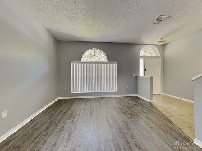 Building Photo - 4217 Harbor Lake Dr