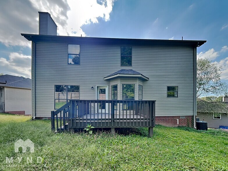 Building Photo - 1121 Holt Hills Pl