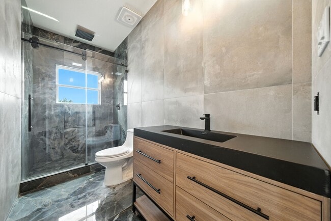 Building Photo - 8307 Double