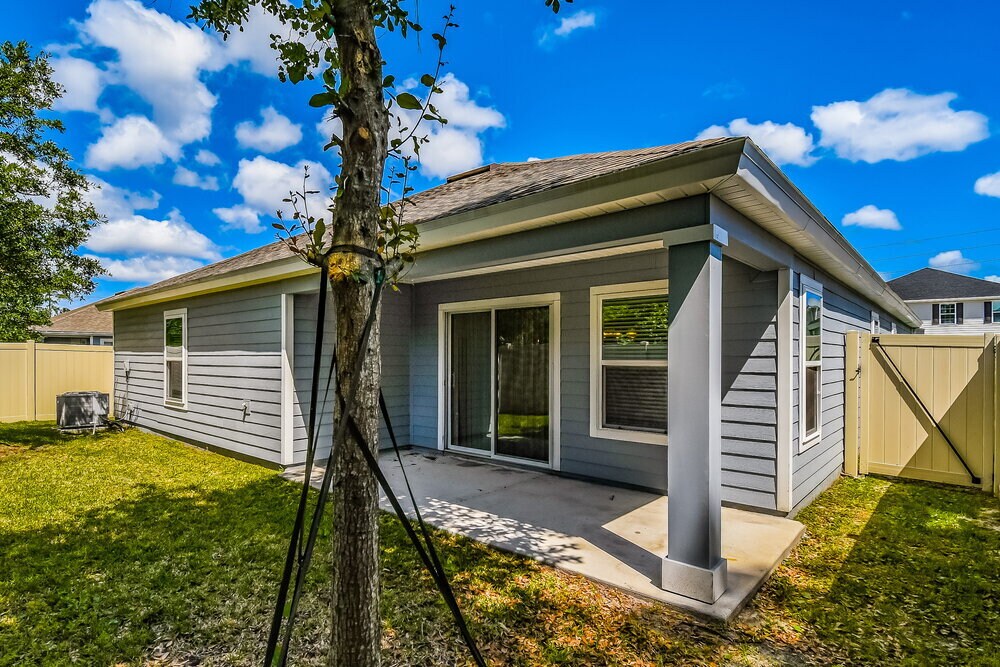 Building Photo - 12410 Sea Island Dr