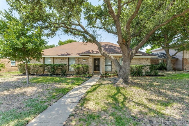 Front of House - 3313 Courtland Pl